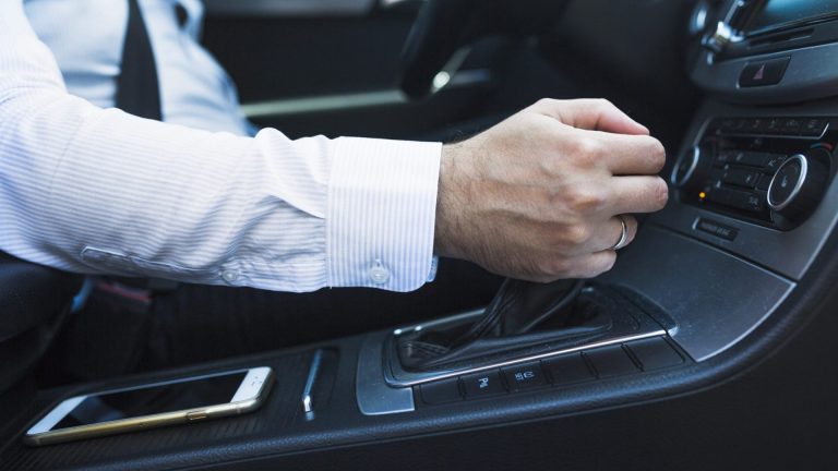 Bežné zlozvyky, ktoré postupne ničia vaše auto