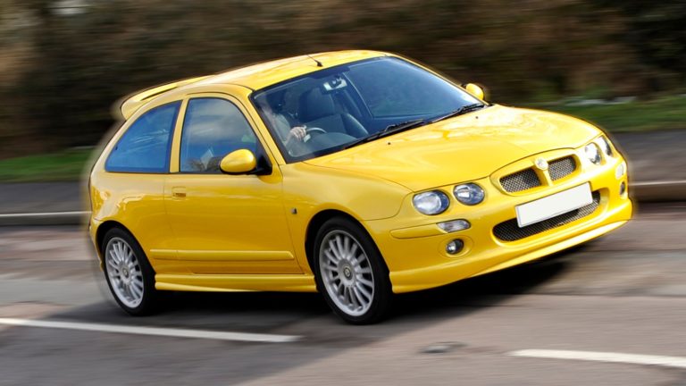8 športových áut, ktoré si môžeš kúpiť do 5000€ (časť2)