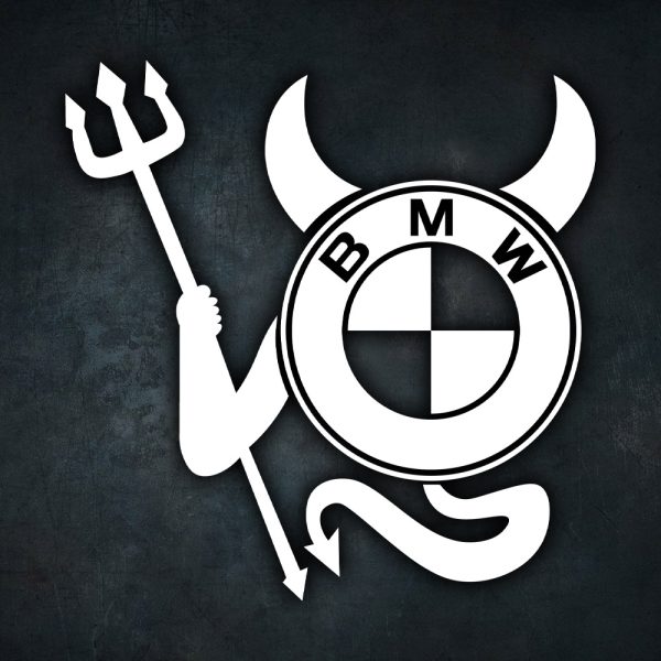 Biela nálepka na auto BMW Devil