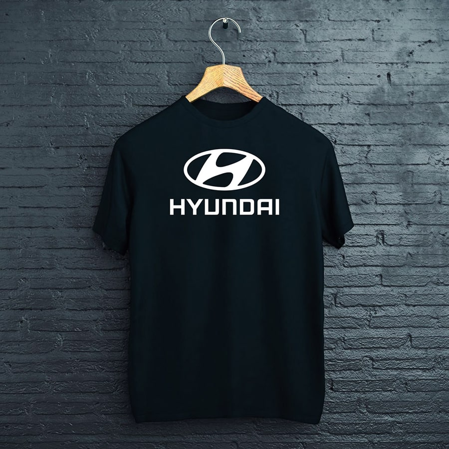 čierne tričko hyundai logo