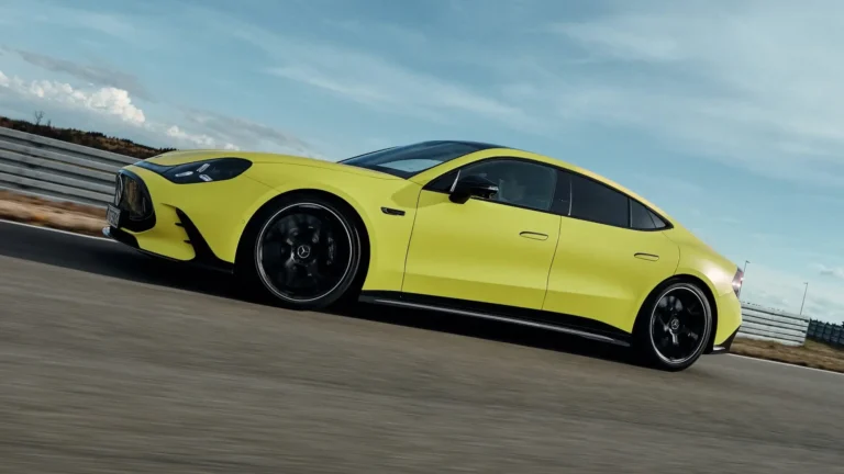 amg mercedes elektrický V8 zvuk motora fake